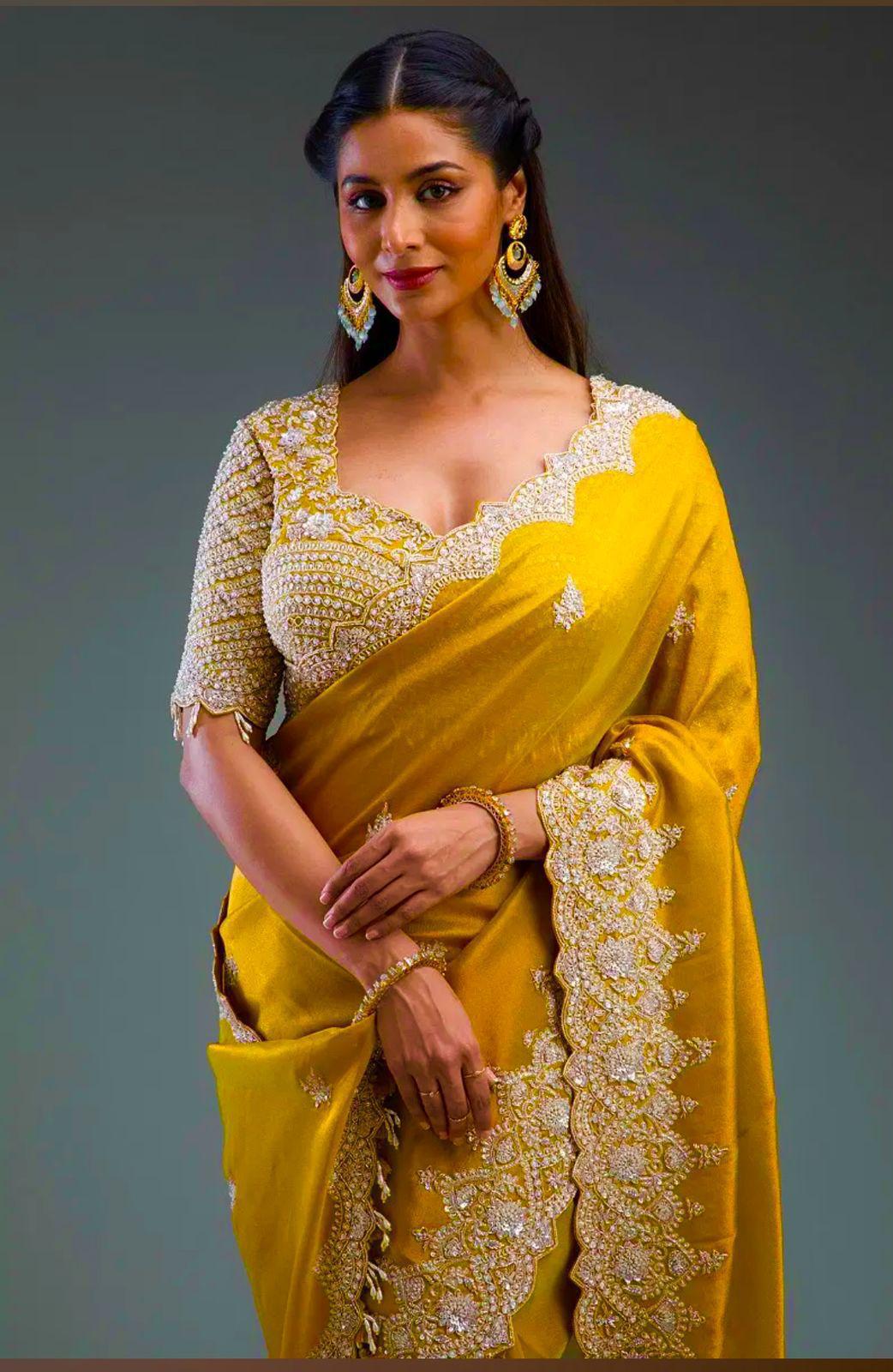 NEW TRENDING GLOD CRUSH FABRIC ON HEAVY EMBRODERY WORK SAREE BLOUSE