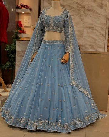 Lunch Hevay Boutiq Collection Lahenga Choli EMBROIDERY work
